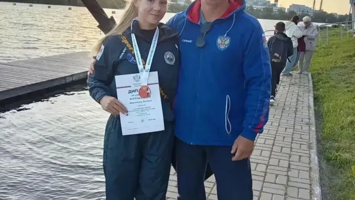 Астраханские спортсменки завоевали бронзу на соревнованиях по гребле — Астрахань Сейчас