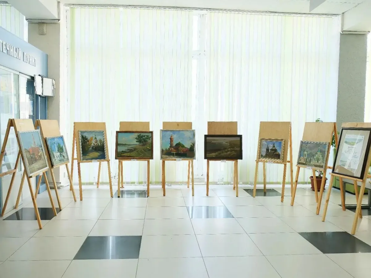 В астраханском онкодиспансере открылась выставка «Моя малая родина»