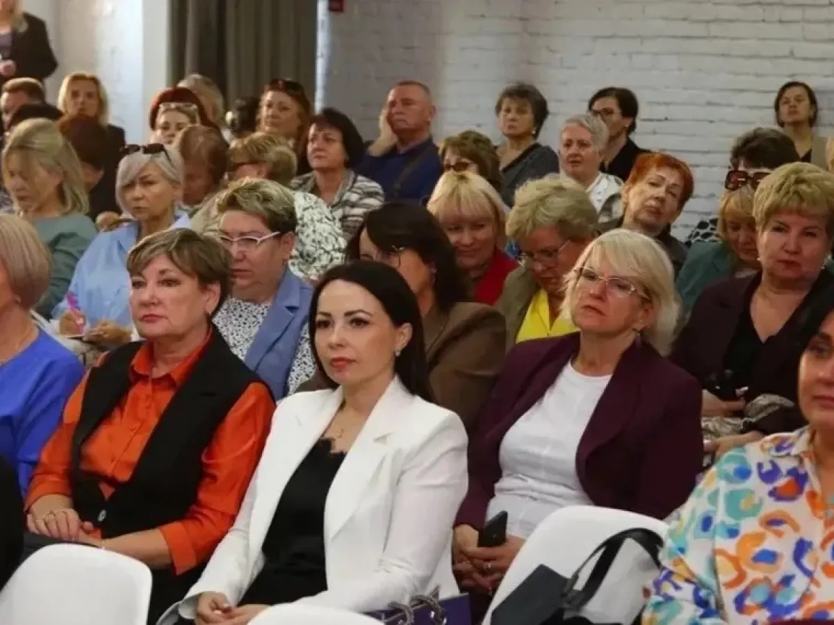 В Астраханской области обсудили школьные проекты и профилактику деструктивного поведения