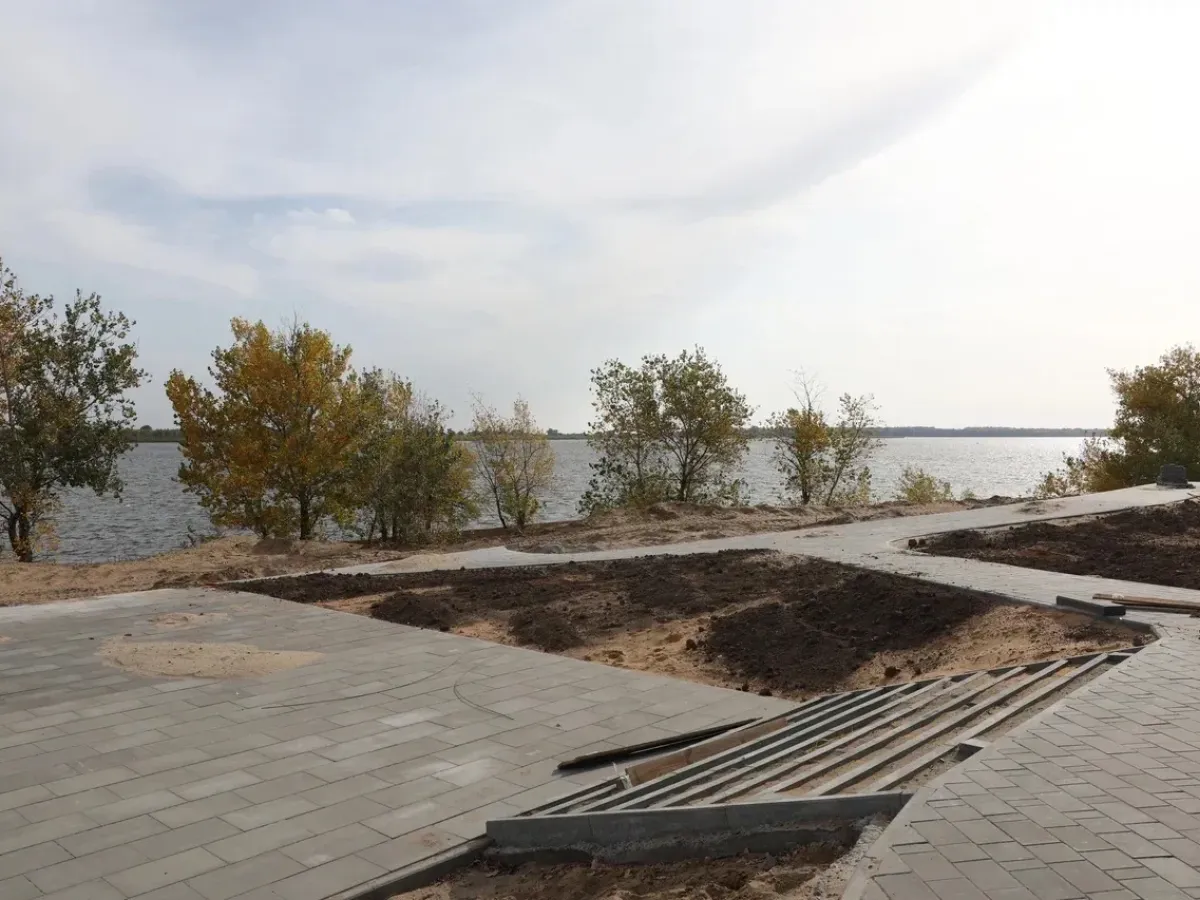 В Нариманове до конца осени появится благоустроенная территория на берегу Волги