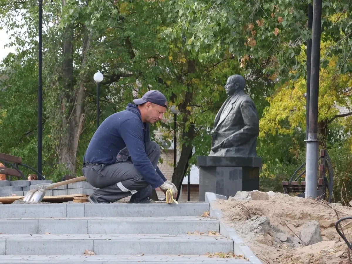 В Нариманове до конца осени появится благоустроенная территория на берегу Волги