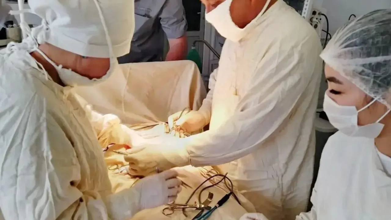 В Наримановской районной больнице провели экстренную операцию пациенту с ущемлением грыжи — Астрахань Сейчас