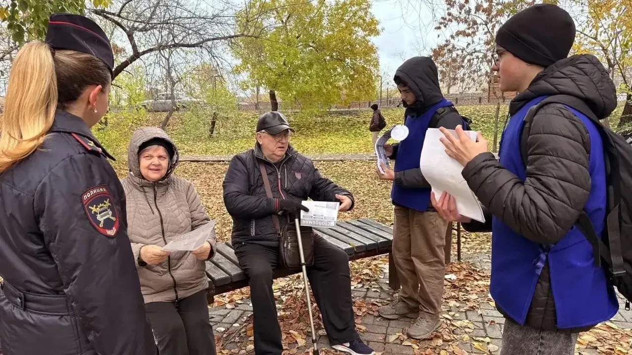 В Бийске провели профилактический рейд против кибермошенников — Барнаул Сейчас