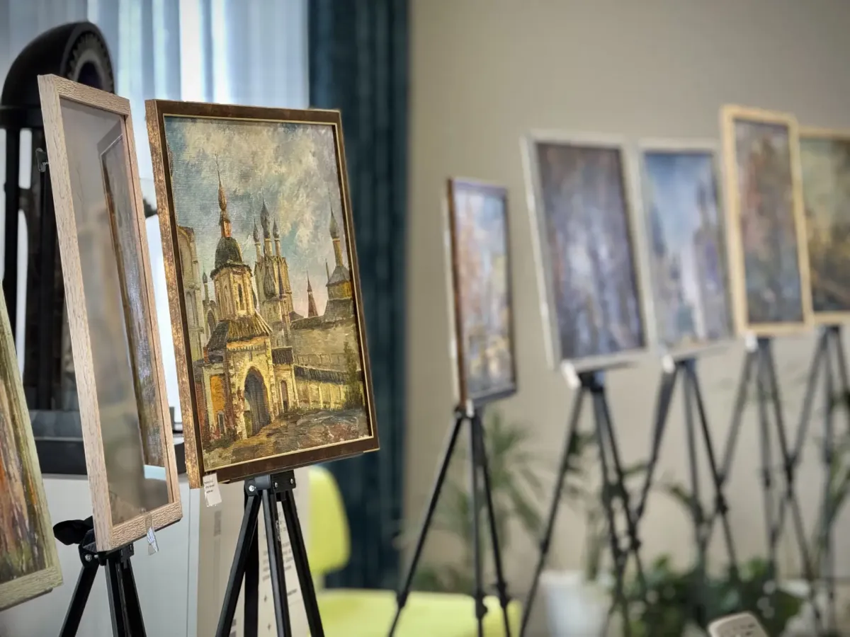 Екатеринбургская духовная семинария получила 33 картины Владимира Рыбина и исторические предметы