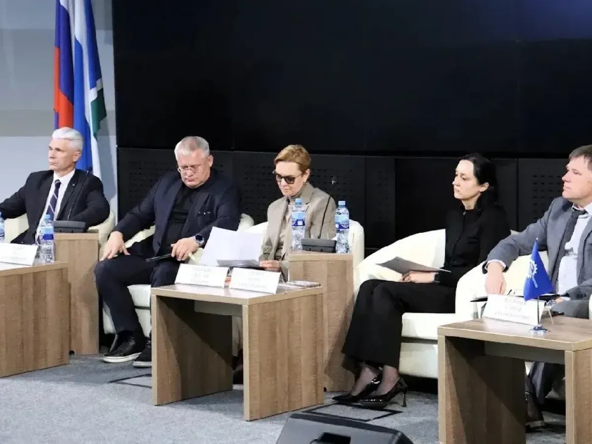 На промышленном форуме обсудили подготовку кадров для ОПК и машиностроения