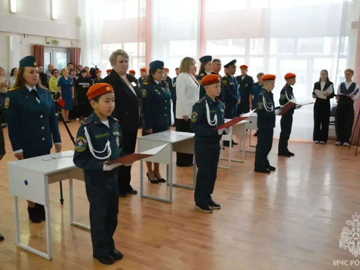 В Богдановиче юные спасатели приняли присягу кадета