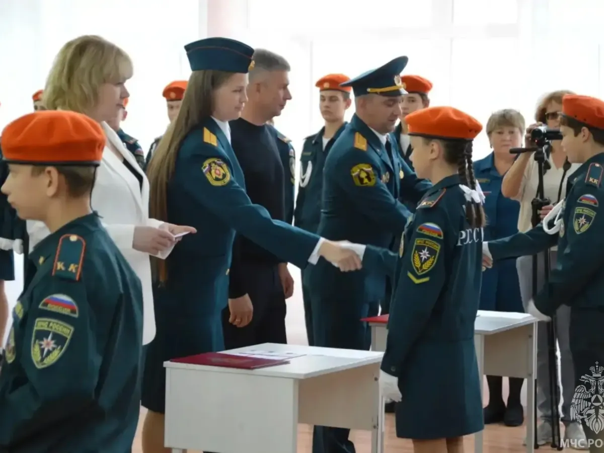 В Богдановиче юные спасатели приняли присягу кадета