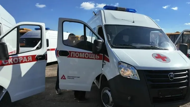 В Иркутскую область поступили 15 новых автомобилей скорой помощи класса В — Иркутск Сейчас