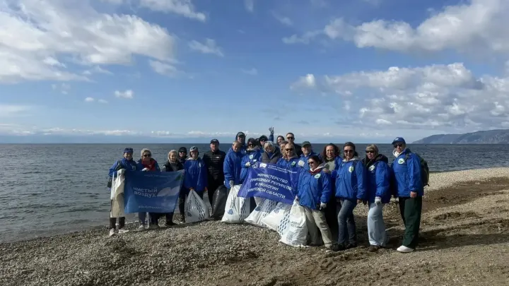 В Иркутской области прошла экологическая акция по очистке берегов Байкала — Иркутск Сейчас