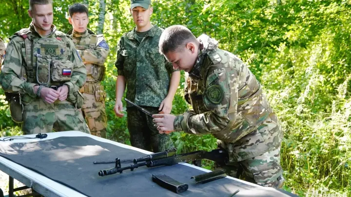 В Иркутске провели военно-патриотическое состязание «Стальной рубеж» — Иркутск Сейчас