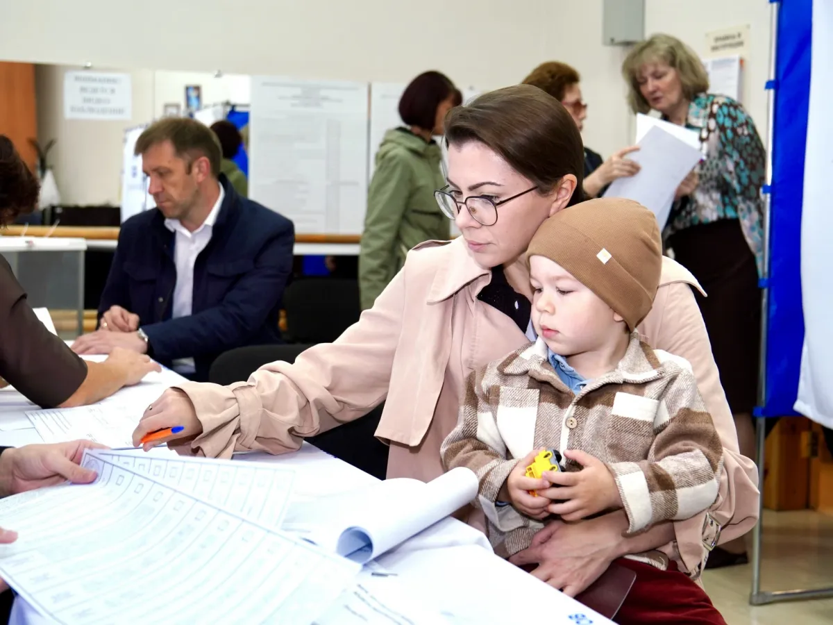 Члены правительства Иркутской области проголосовали на выборах в Госдуму