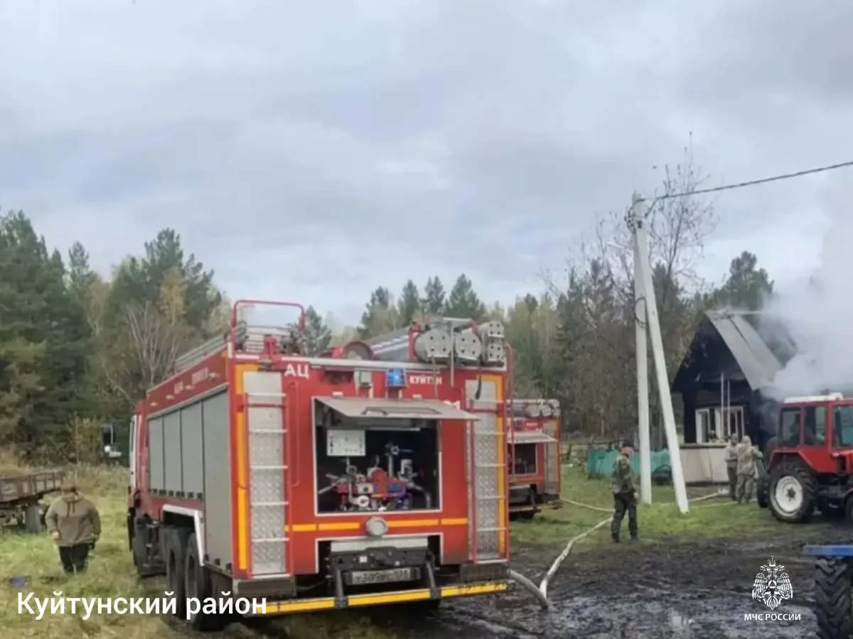 За сутки в Иркутской области потушили пожары в двух жилых домах