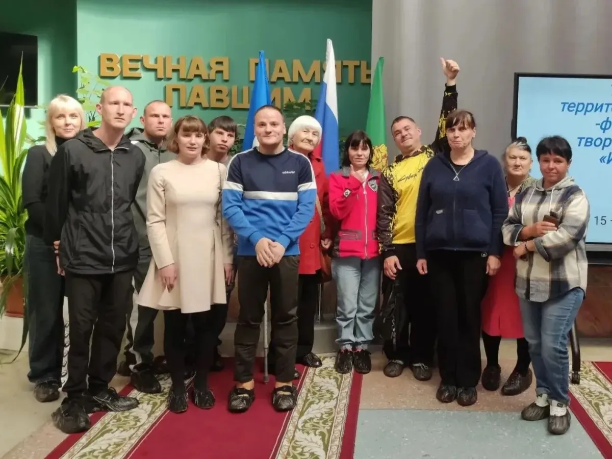 Жители Ангарского дома соцобслуживания стали участниками выставки «И невозможное возможно»