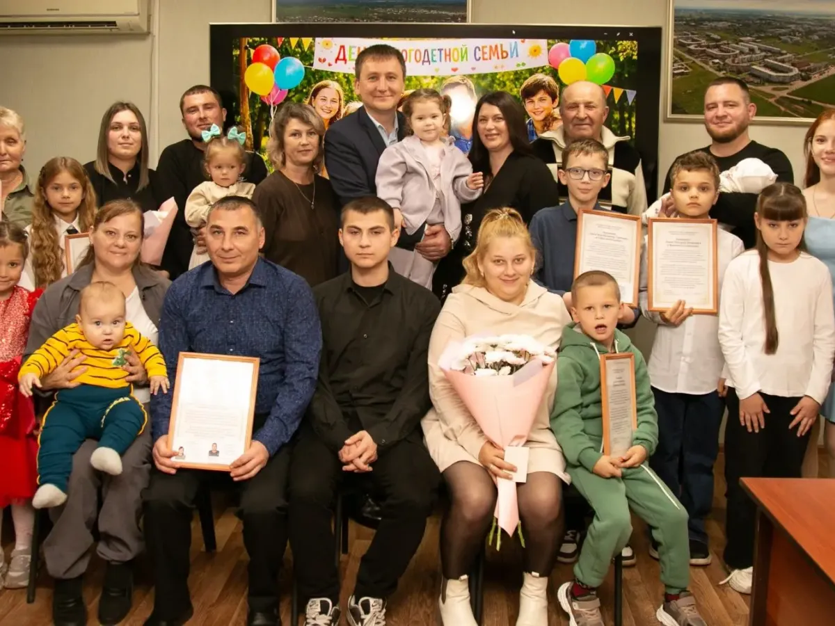 В Тайшетском округе вручили удостоверения семьям со статусом многодетных