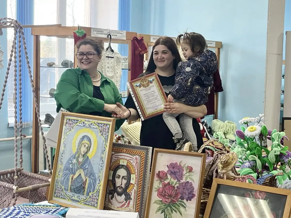В Мамско-Чуйском районе закрыли выставку-форум «И невозможное возможно»