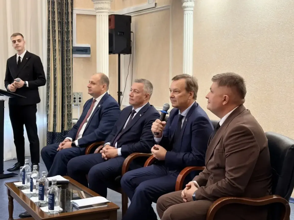 Яцкин и Кобзев обсудили комплексное развитие Братска и создание мастер-плана