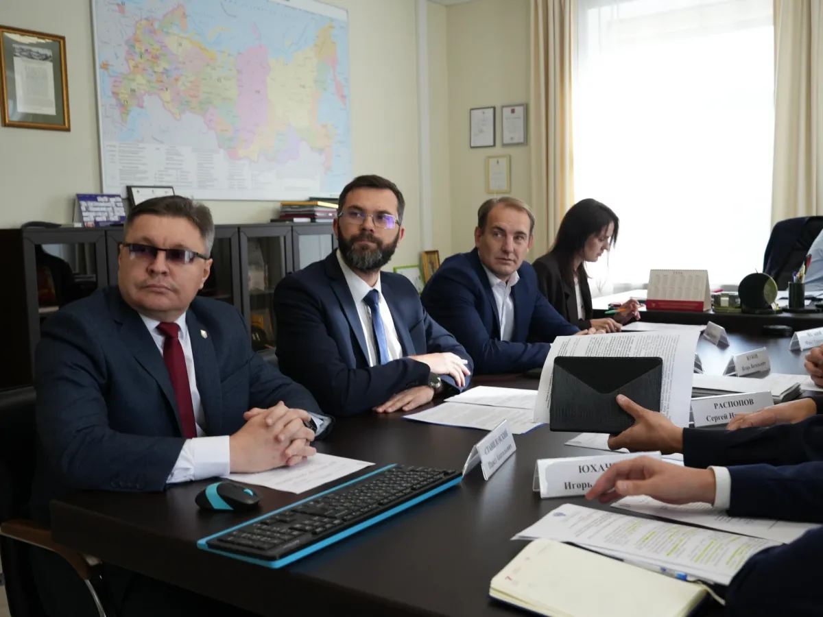 В регионе усиливают работы по зимнему содержанию дорог и подготовке техники