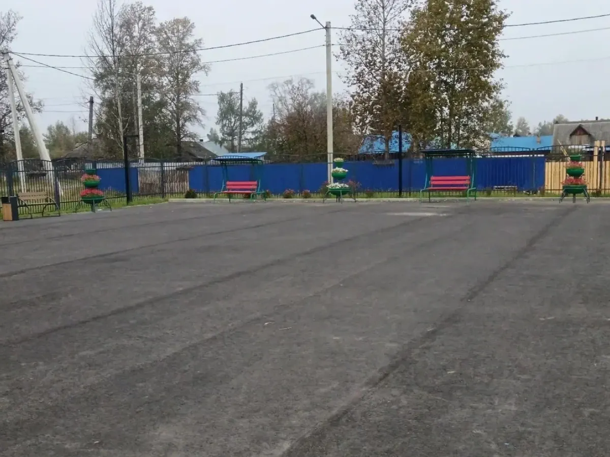 В Иркутской области благоустроили парковую зону и двор по инициативе жителей