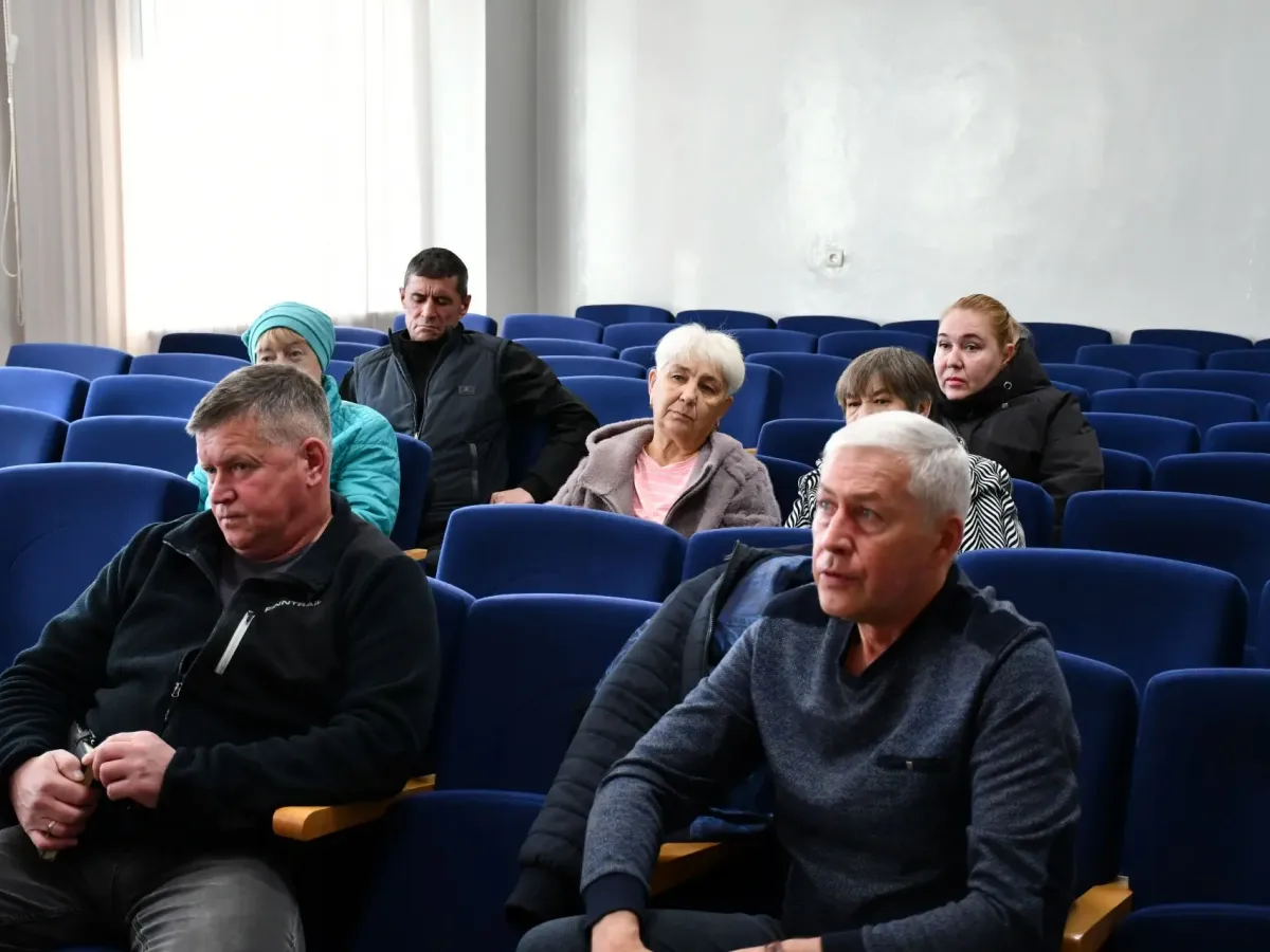 Жителям Бодайбо разъяснили порядок решения вопросов по ремонту домов