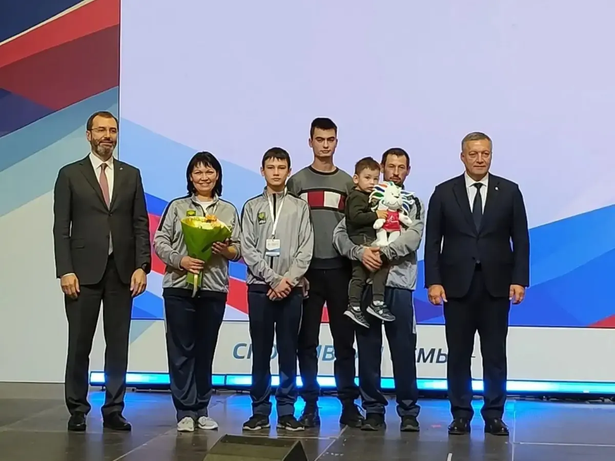 Семья Ядровых из Иркутского округа вошла в десятку лучших на турнире в Красноярске