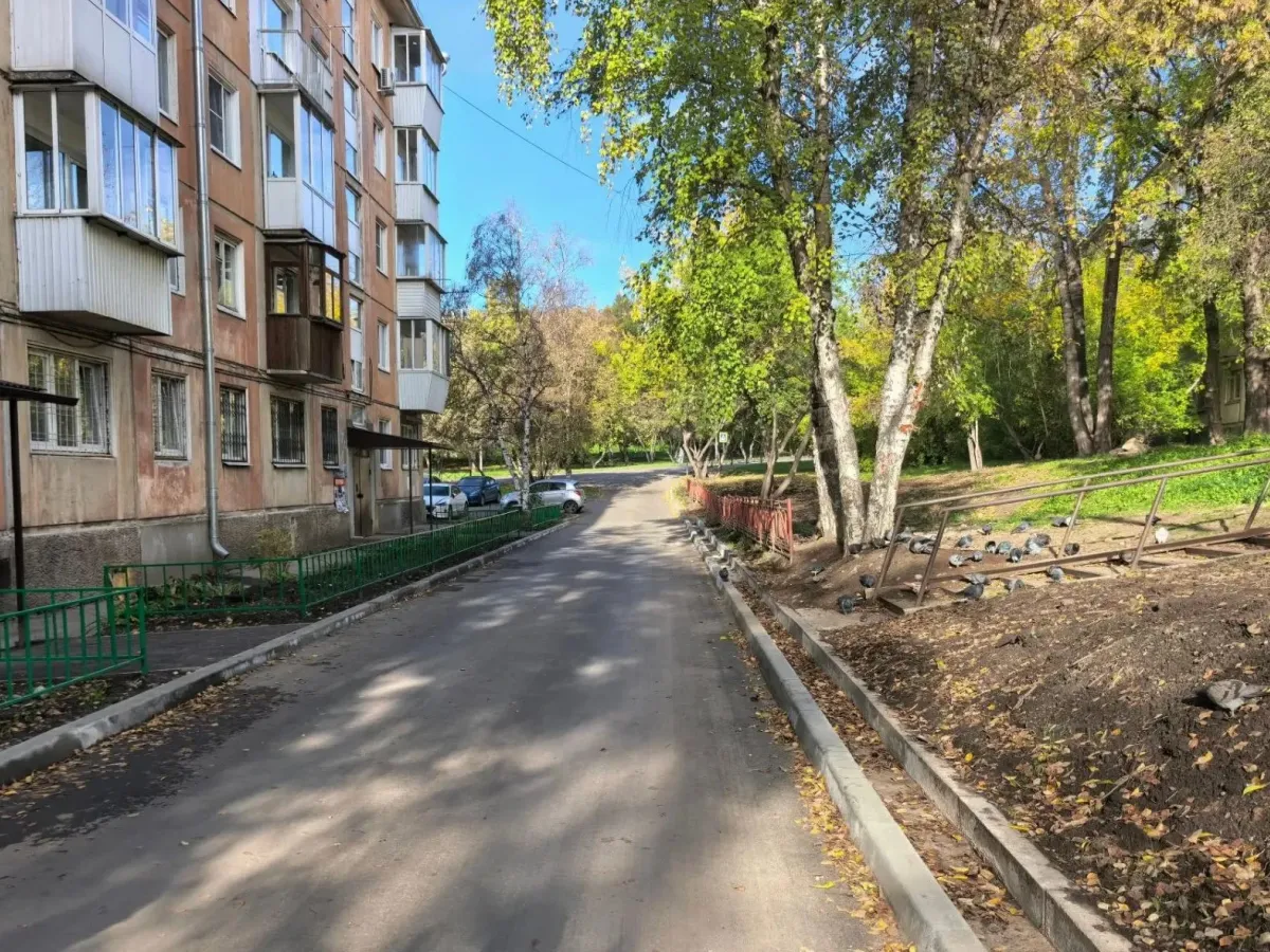 В Иркутской области благоустроили парковую зону и двор по инициативе жителей