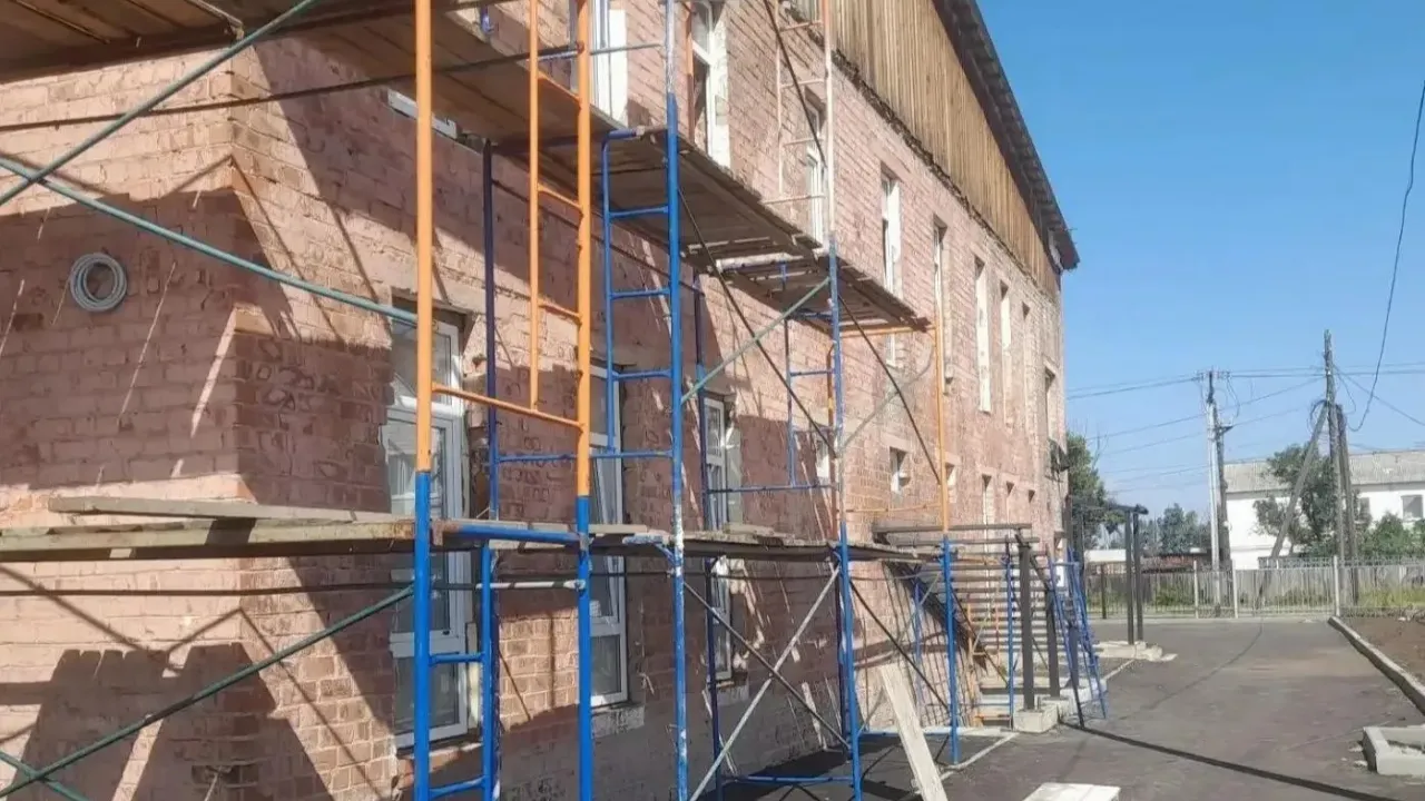 Капитальный ремонт Дома культуры в поселке Усть-Ордынский выполнен на 70% — Иркутск Сейчас
