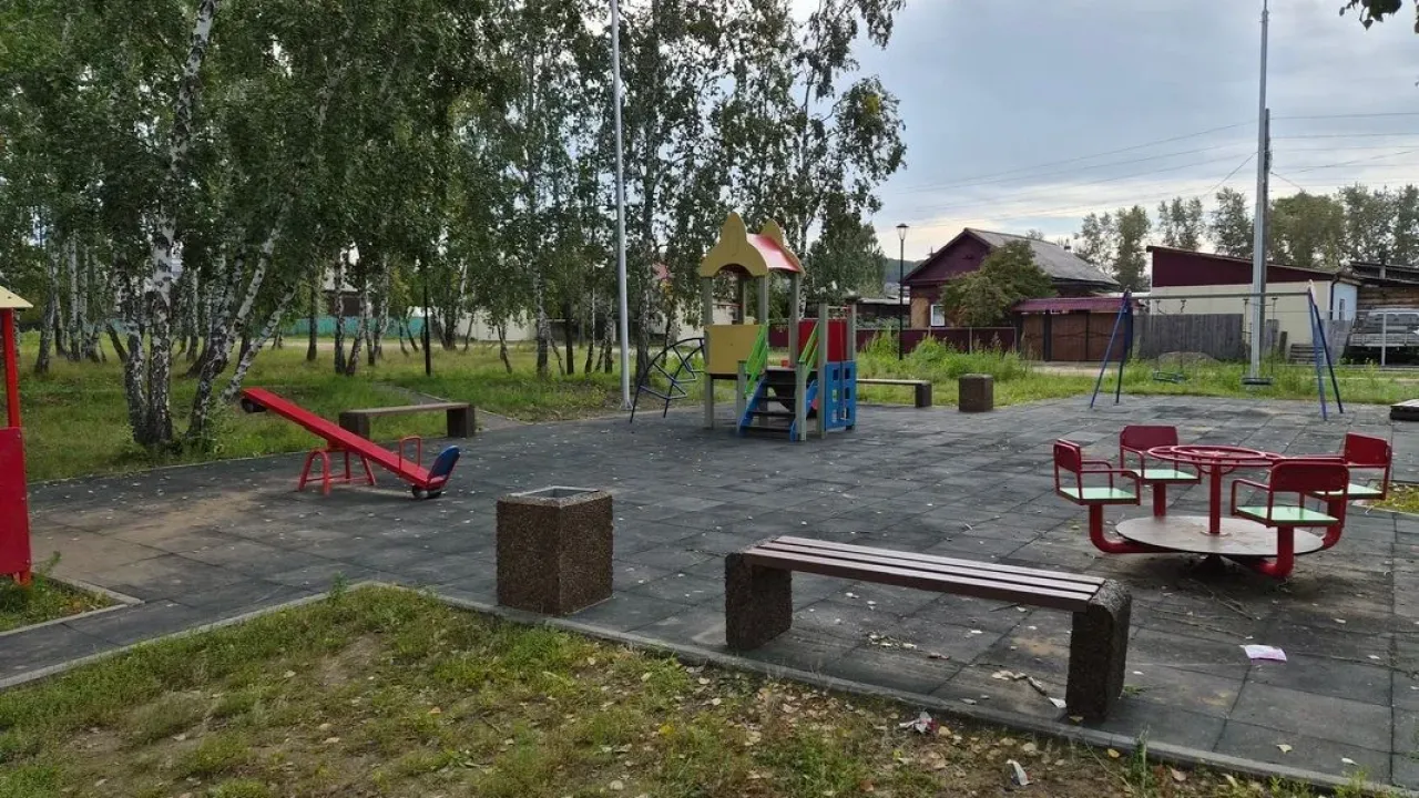 В Усть-Уде реализовали два проекта по благоустройству сельских территорий — Иркутск Сейчас