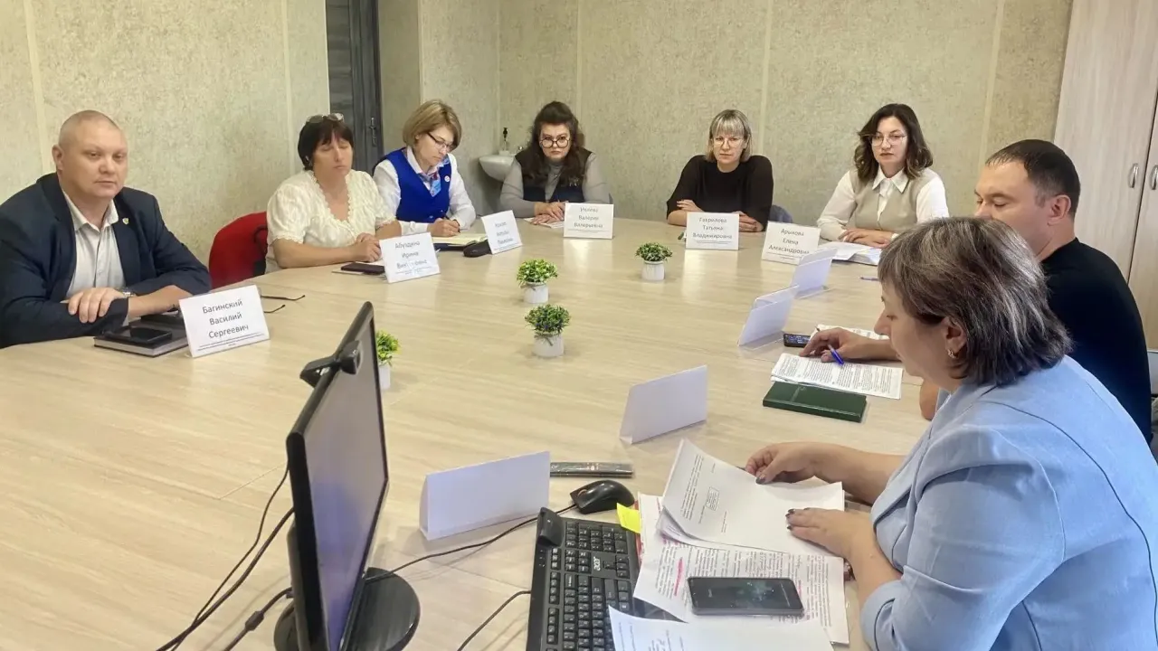 В Заларинском округе обсудили поддержку семей с детьми на уровне работодателей — Иркутск Сейчас