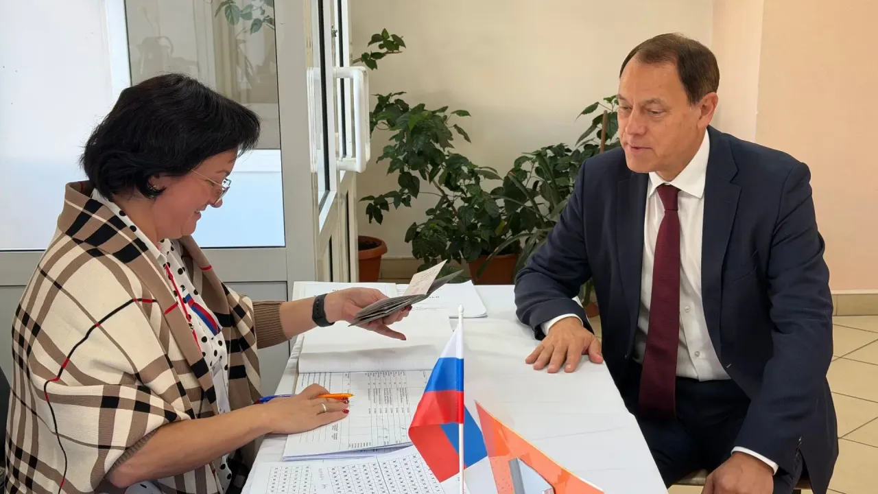 Андрей Модестов проголосовал на выборах депутатов Государственной Думы — Иркутск Сейчас