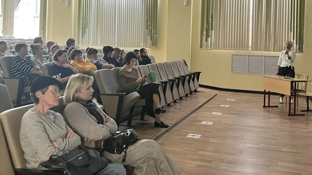 В Иркутском центре социальной реабилитации прошел семинар по помощи детям с ТМНР — Иркутск Сейчас