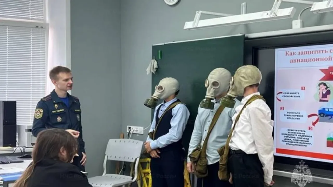 В школах Иркутской области начались открытые уроки безопасности по гражданской обороне — Иркутск Сейчас