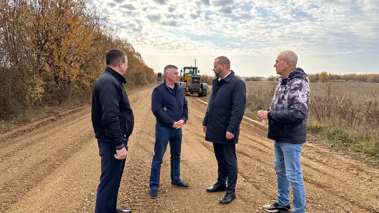В Шуйском районе восстанавливают дорогу Харитоново – Пустошь и ремонтируют участок к Зелёному Бору — Иваново Сейчас