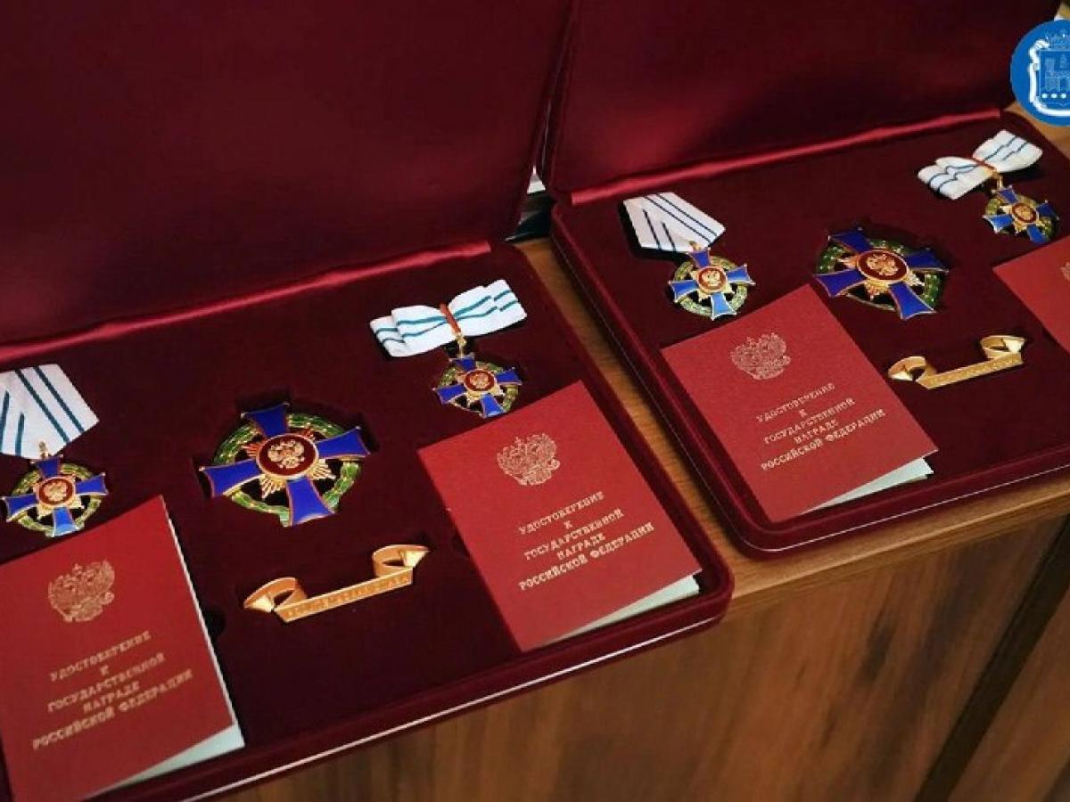 В Калининградской области награды вручили 56 жителям региона