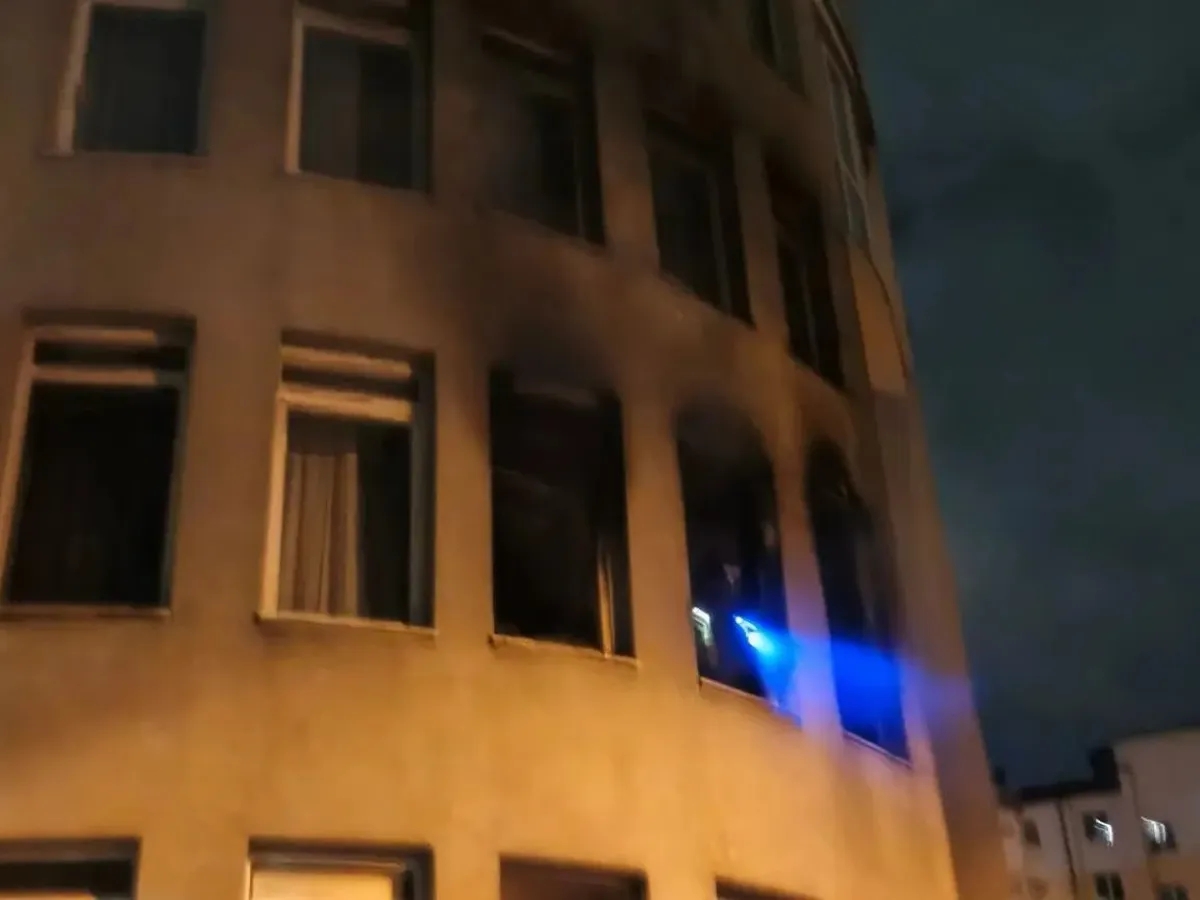 В Калининграде локализовали пожар в многоэтажном доме на улице Орудийной