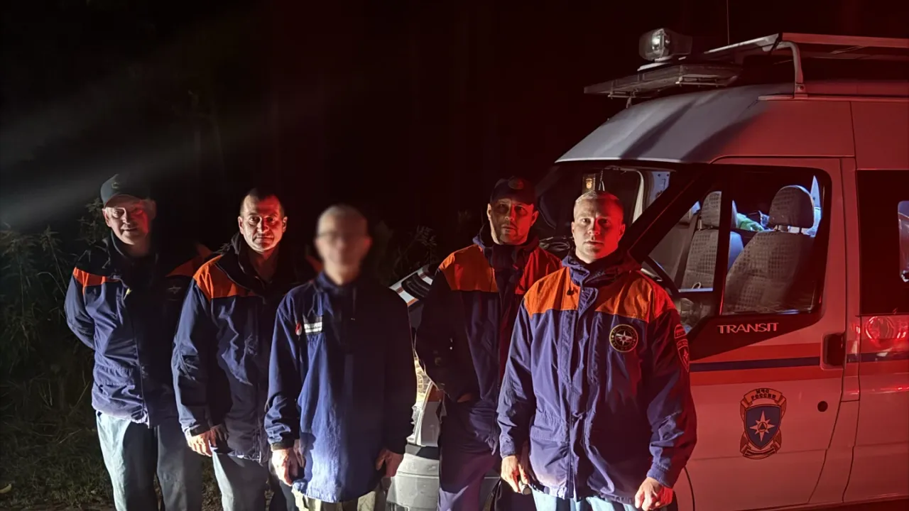 Спасатели вывели из леса заблудившегося мужчину в Правдинском округе — Калининград Сейчас