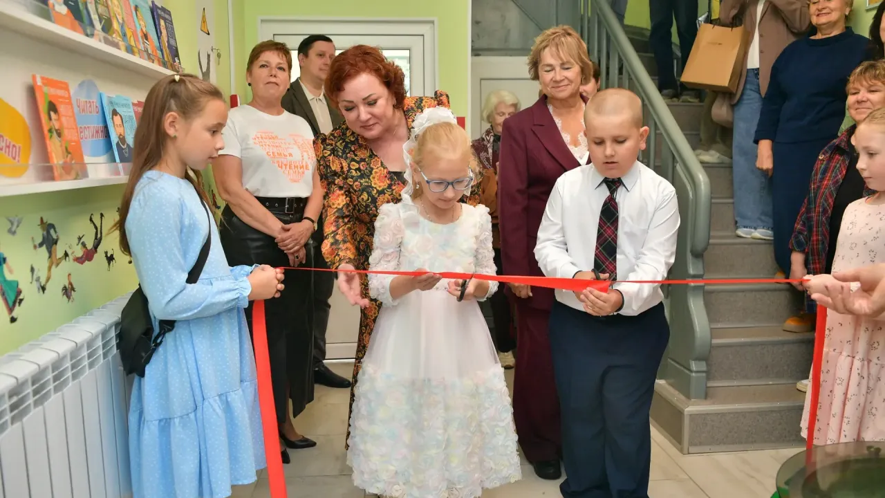 В центральной библиотеке Озерска открыли центр семейного чтения «ПроЧтение» — Калининград Сейчас