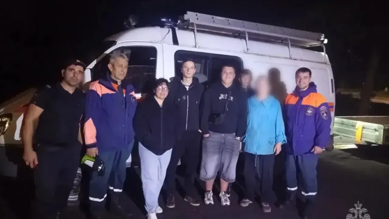 В районе Ладушкина спасатели МЧС нашли заблудившуюся в лесу женщину — Калининград Сейчас