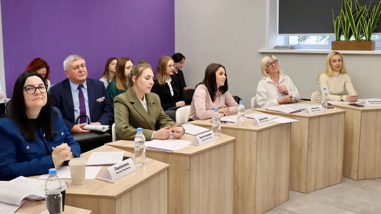В Областном молодёжном центре прошёл второй день защиты проектов по добровольчеству — Калуга Сейчас