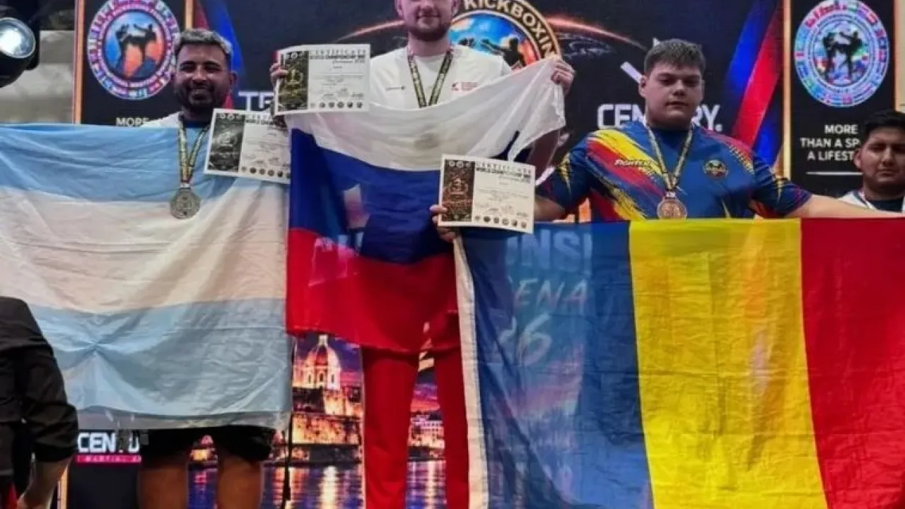 Калужский кикбоксер Андрей Макаров стал чемпионом мира — Калуга Сейчас