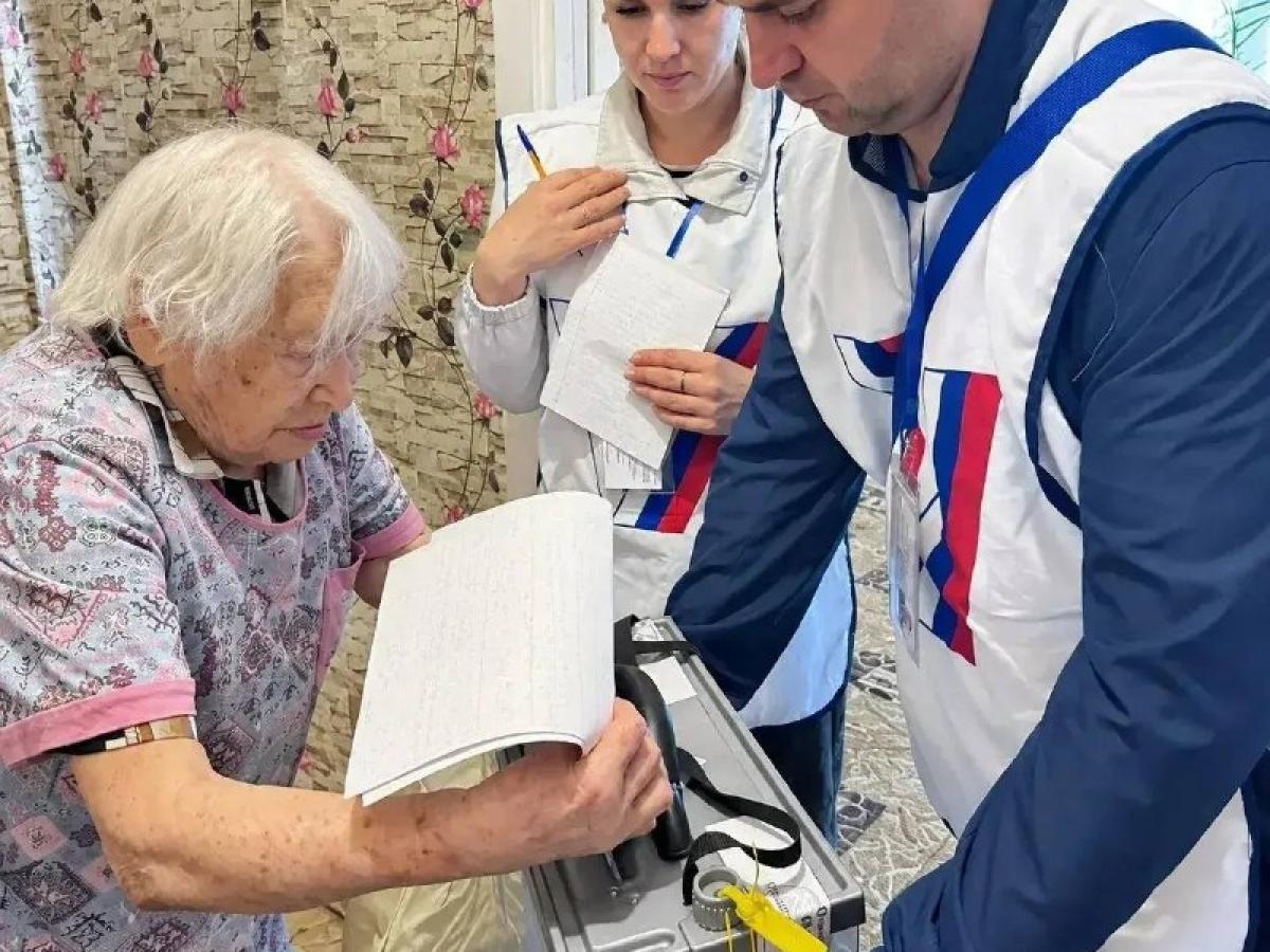 Явка на выборах в Кузбассе к 15:00 второго дня составила 54,47%