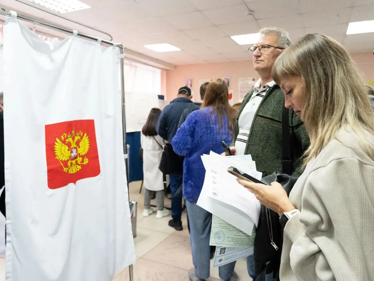 В Ленинском районе Кемерова открылись избирательные участки в школе №28