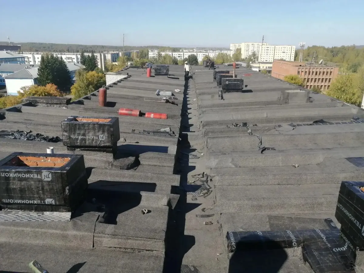 В Кузбассе с начала года отремонтировали 379 многоквартирных домов