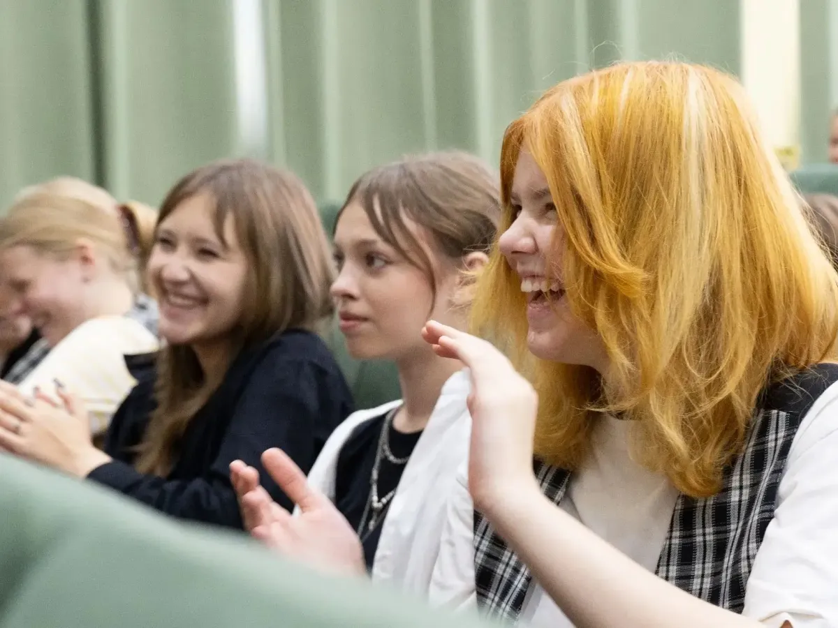 В кемеровских школах проходят мастер-классы по актёрскому мастерству от артистов театра