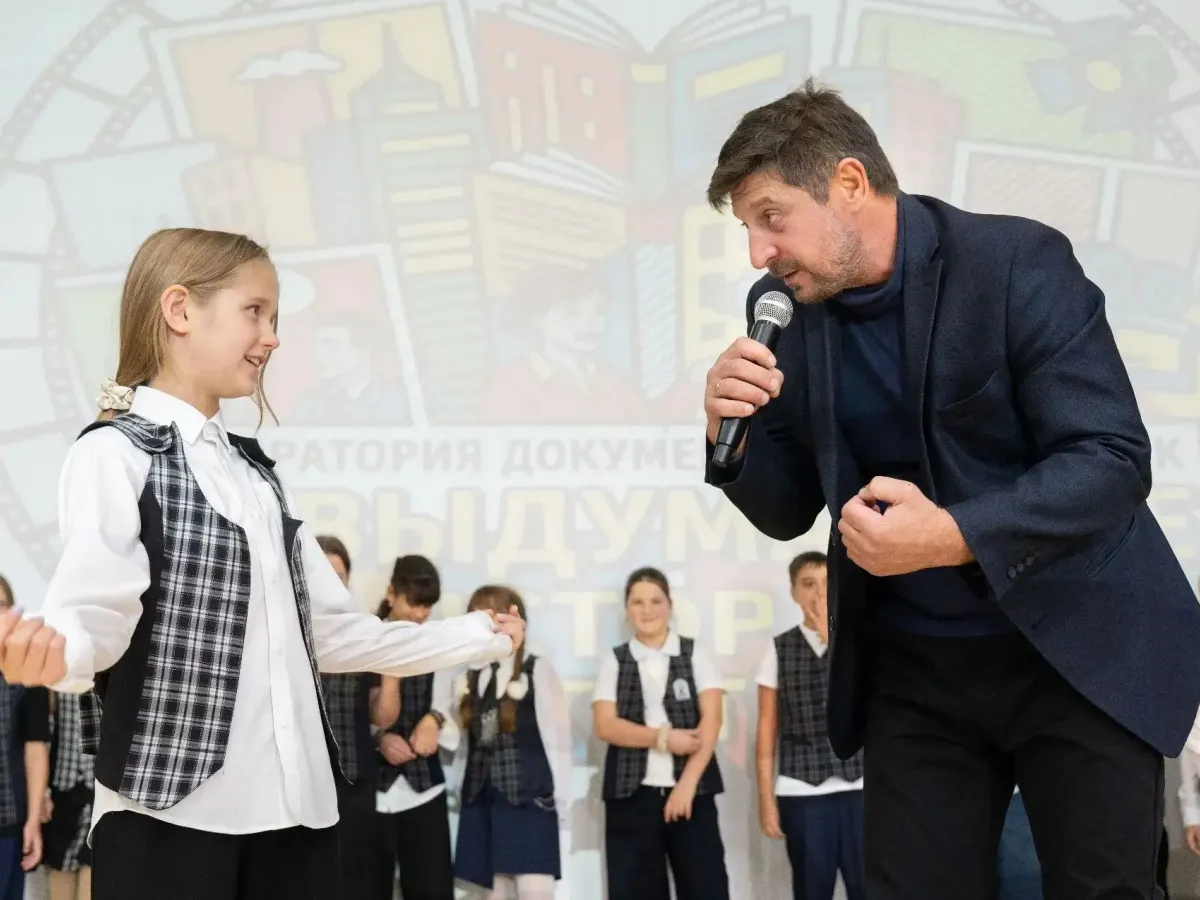 В кемеровских школах проходят мастер-классы по актёрскому мастерству от артистов театра