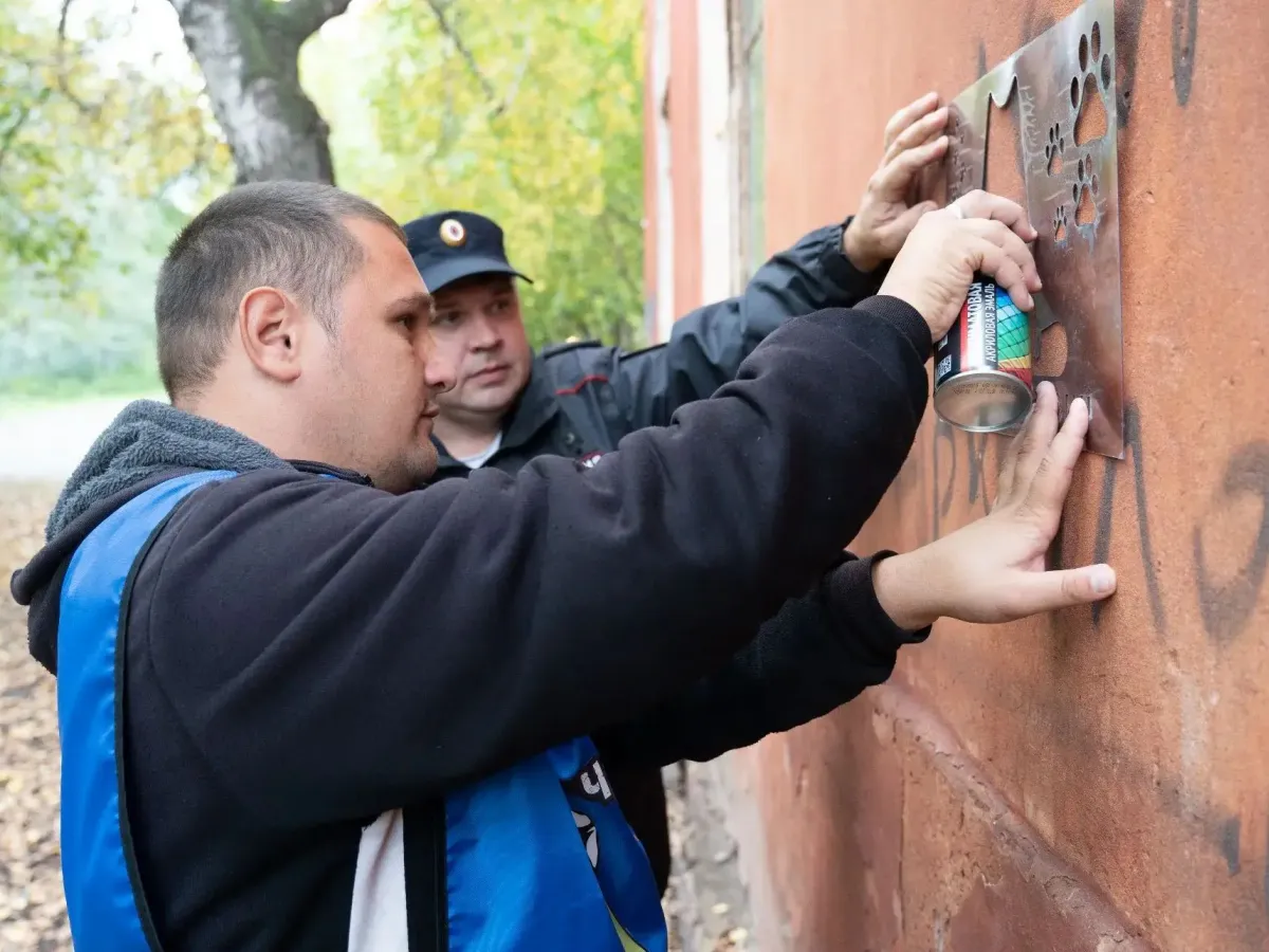 В Кемерове стартовал городской чемпионат по закрашиванию опасной рекламы