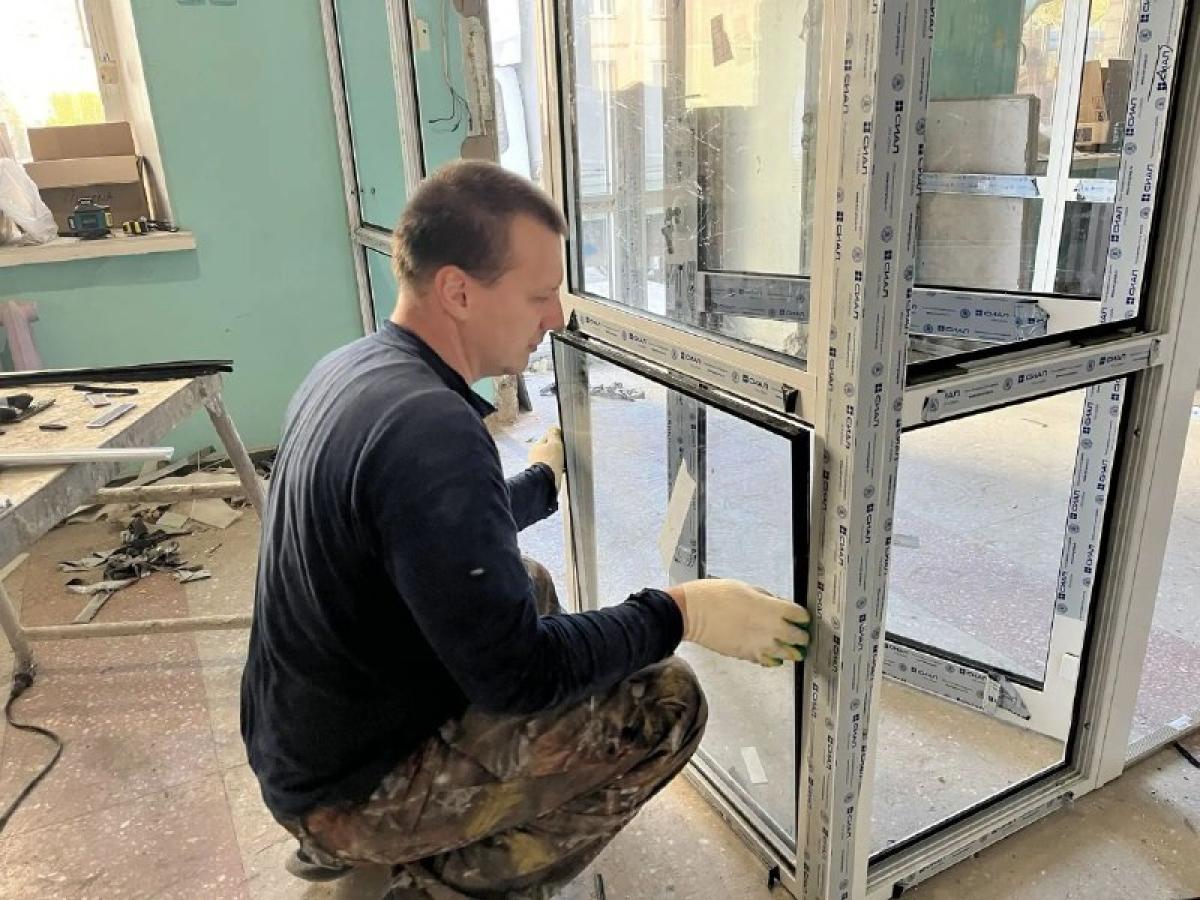 В акушерском стационаре Новокузнецка продолжается текущий ремонт
