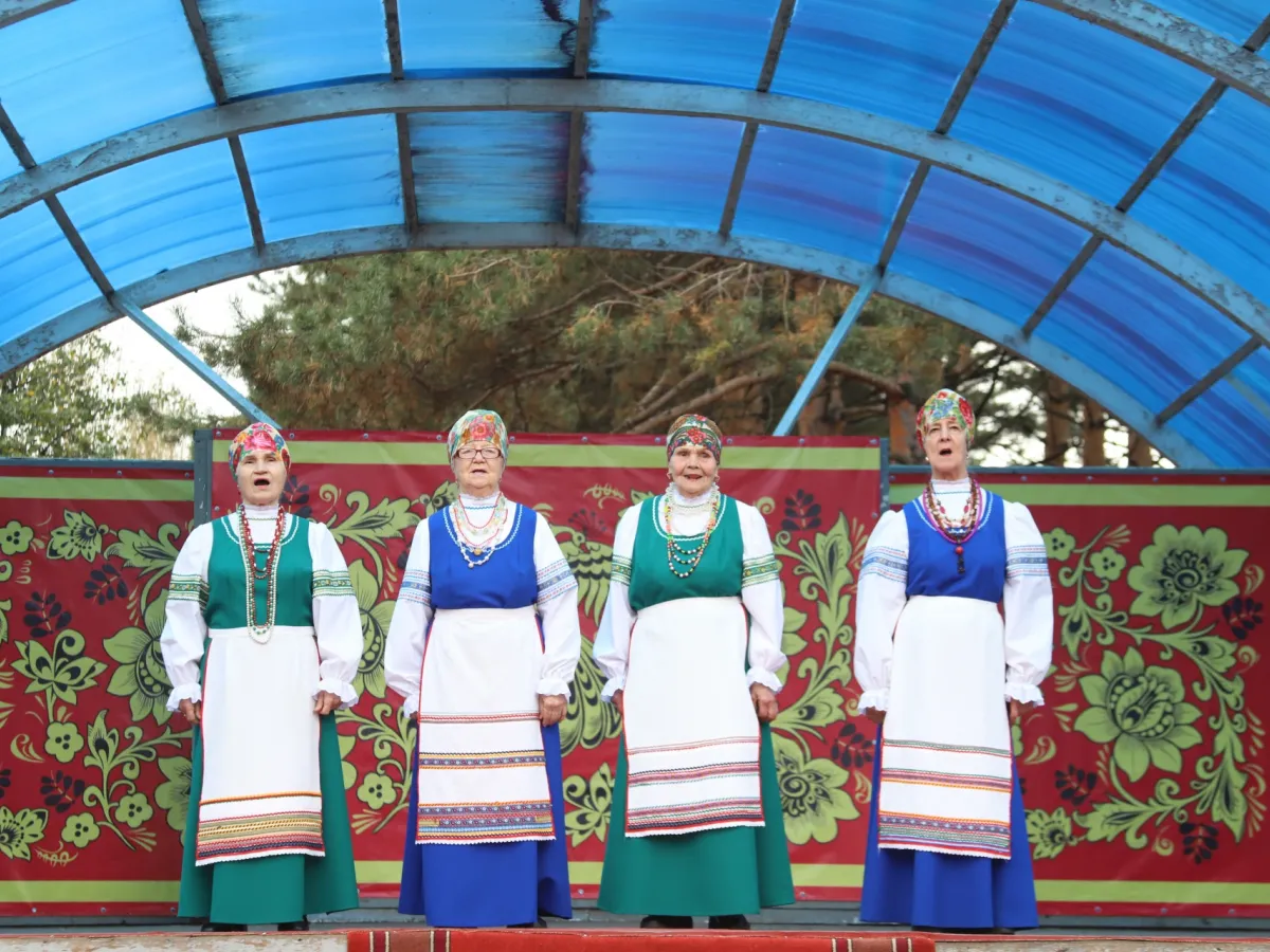 В Кедровке прошёл городской фестиваль-конкурс «День кедровой шишки-2026»