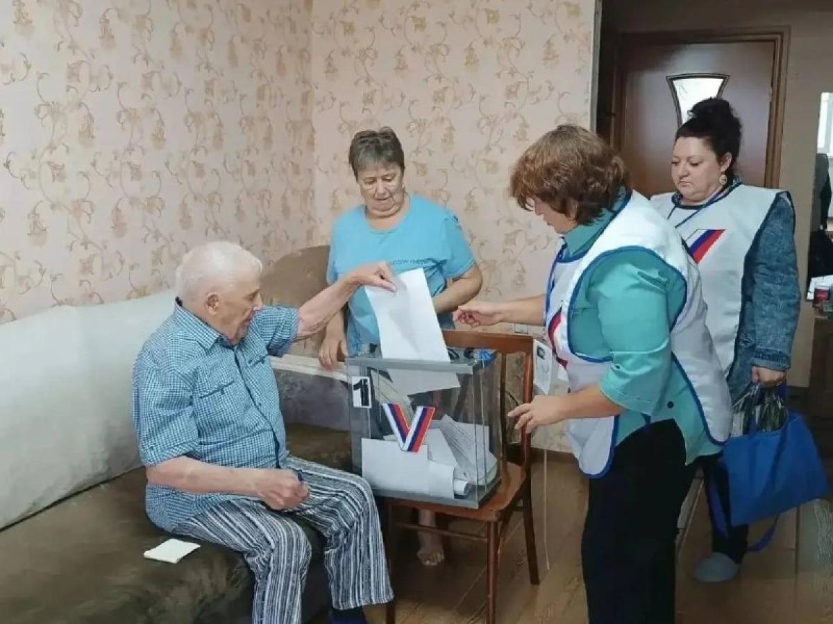Явка на выборах в Кузбассе к 15:00 второго дня составила 54,47%