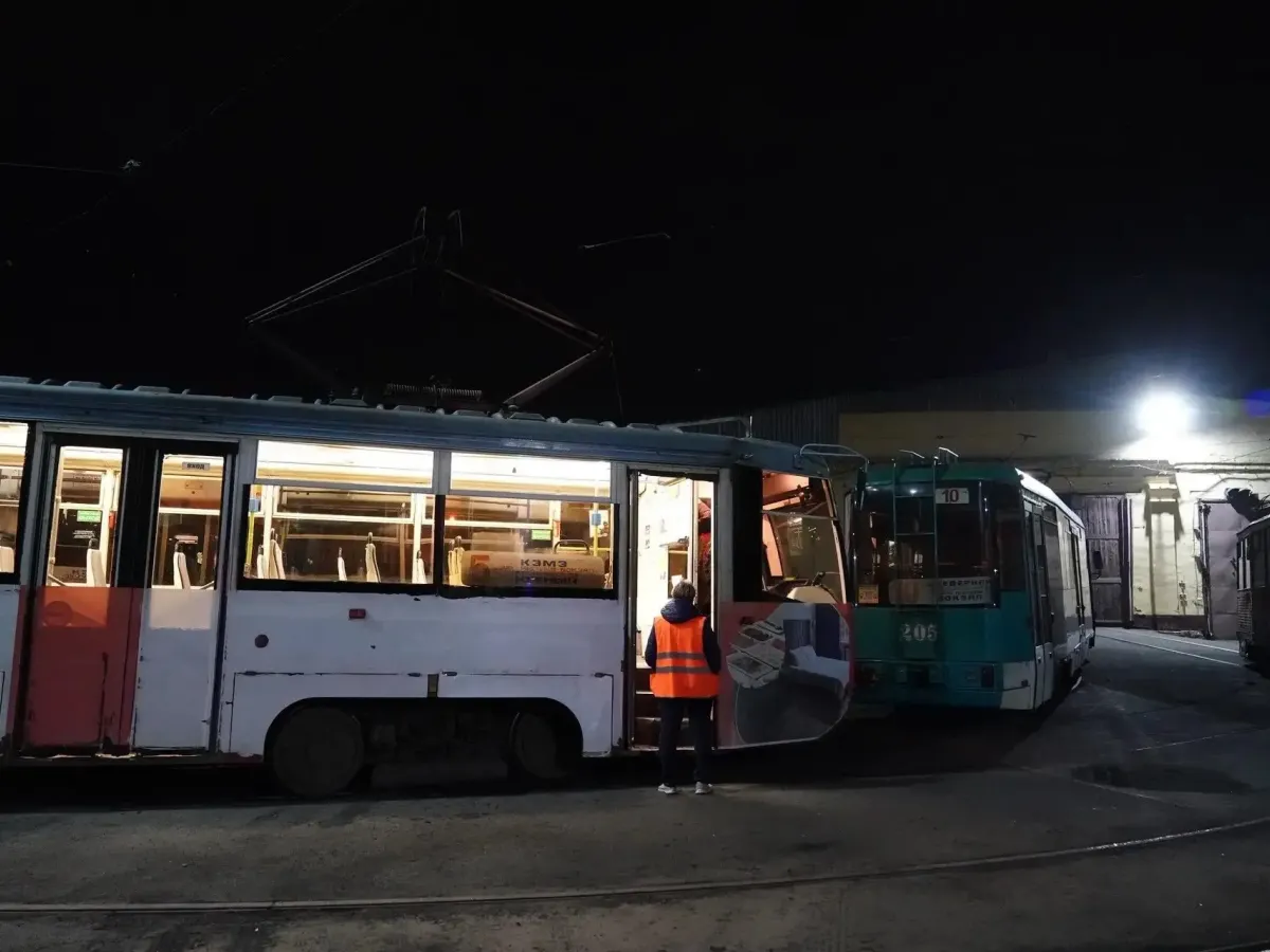 В Кемерове проверили готовность автобусов, трамваев и троллейбусов к зиме