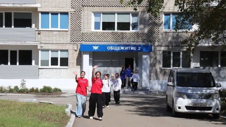 В Хабаровском технологическом колледже после капремонта открыли общежитие — Хабаровск Сейчас